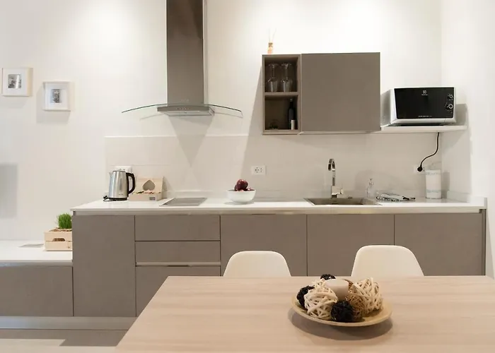 Mirandolina Exclusive Velence