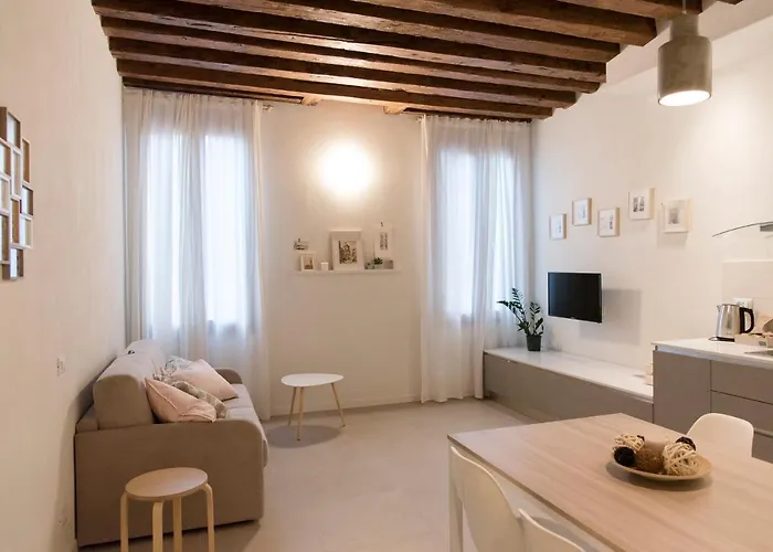 Mirandolina Exclusive * Velence